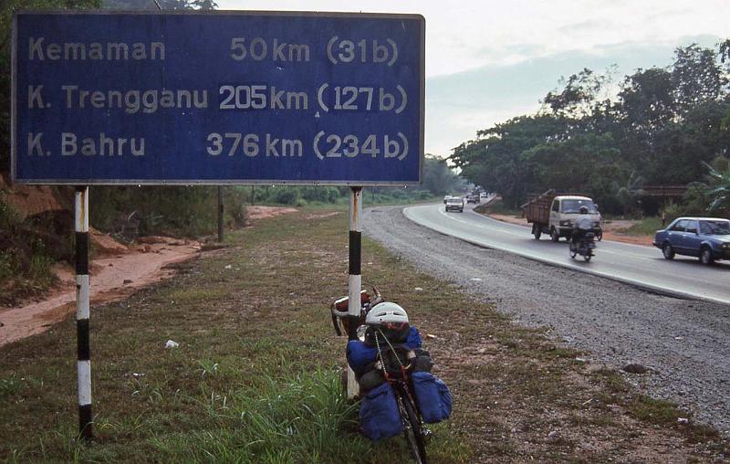 WT 0700 113-14 Malaysia.jpg